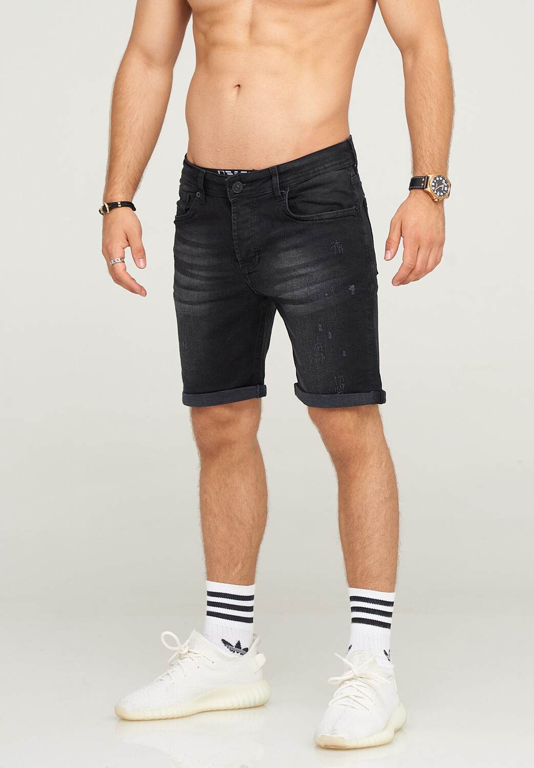 

Тканевые шорты behype Jeans- MALAY, черный