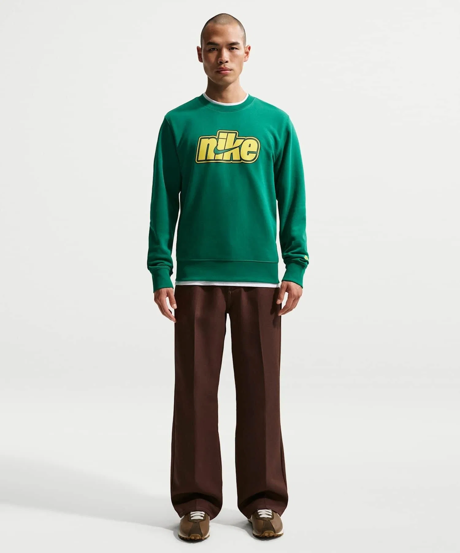 Мужская толстовка Nike Sportswear Club из французской махровой ткани с круглым вырезом IF0698-365 цвета малахита — фото 4