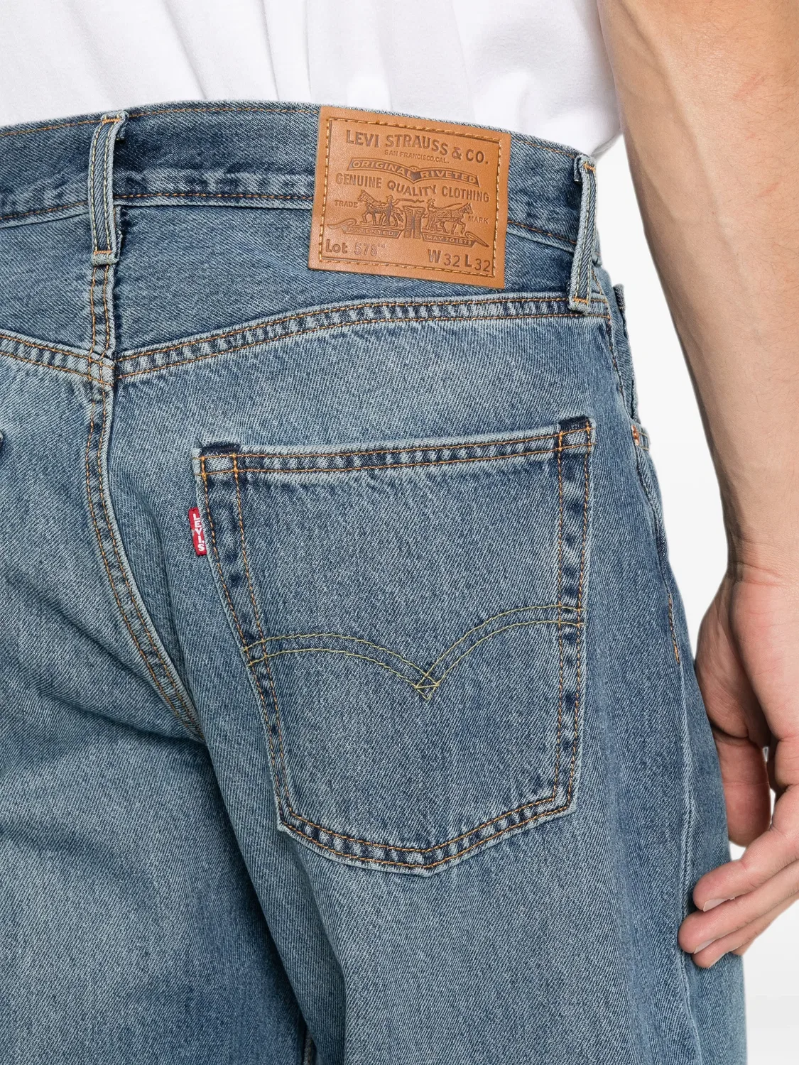 Джинсы прямого кроя с эффектом выцветания Levi's, синий — фото 2