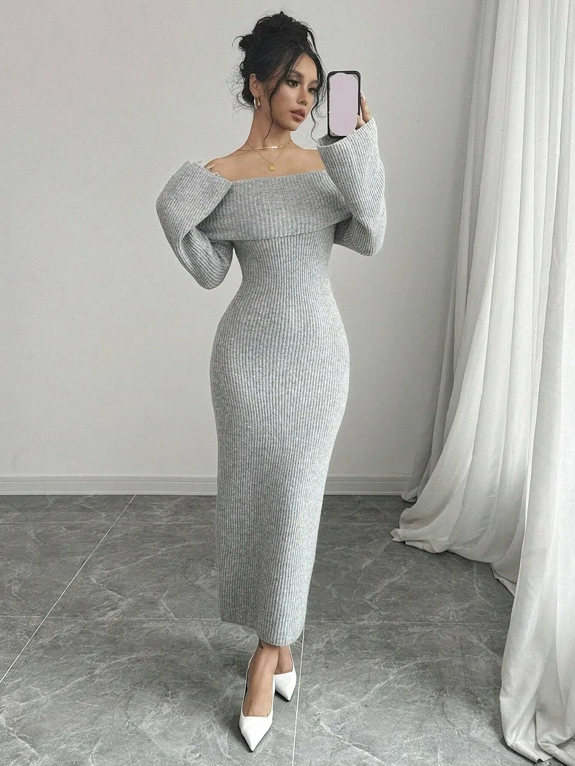 Женское длинное трикотажное платье офф-шолдер с разрезом, Grey — фото 2