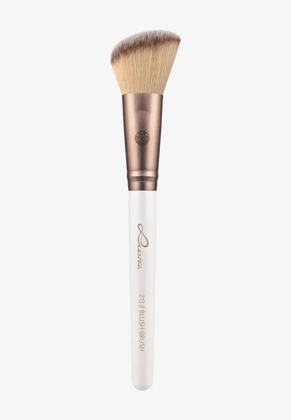 Кисть для румян скошенная Blush Brush Luvia Cosmetics Coffee, Pearl, кофейный