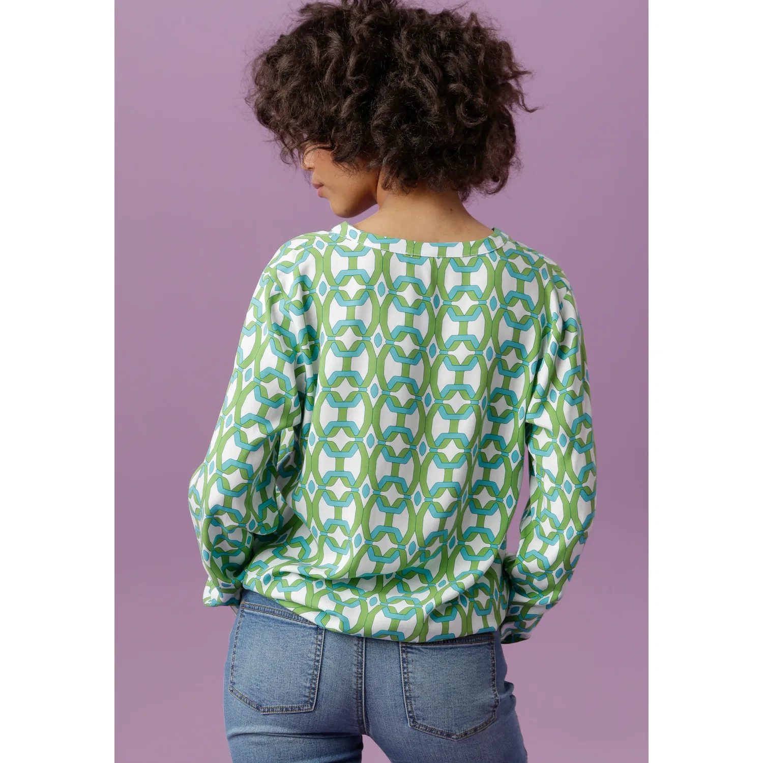 Женская блуза с графическим принтом Aniston CASUAL, Off-White/Apple Green/Turquoise — фото 2