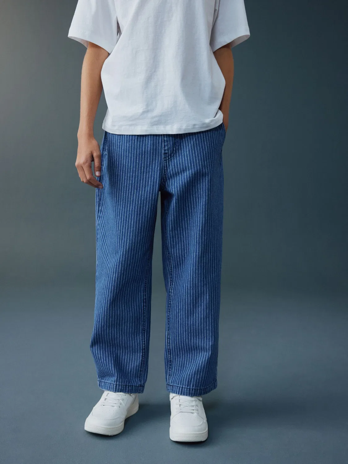 Джинсы расслабленного кроя на резинке Next, Blue/Ecru Stripe
