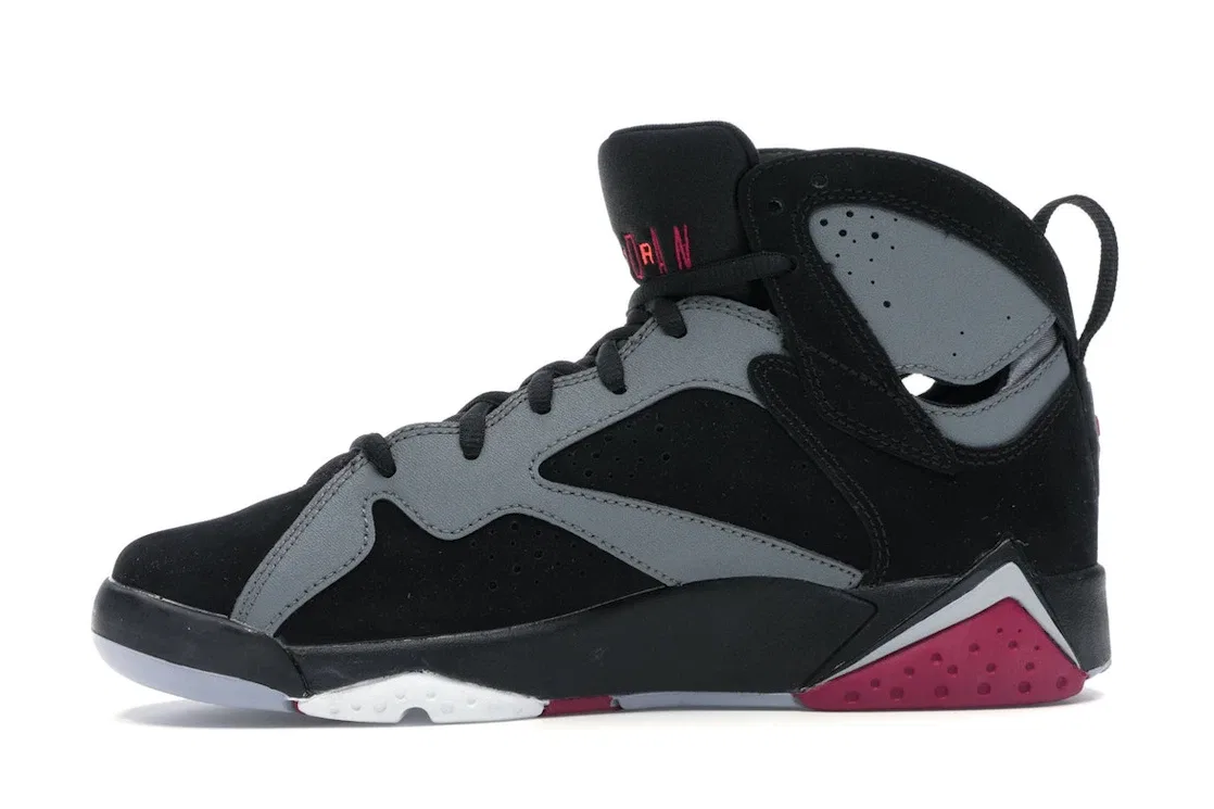 Детские кроссовки Lifestyle Jordan 7 Retro Jordan, Black/Sport Fuschia-Cool Grey-Wolf Grey — фото 3