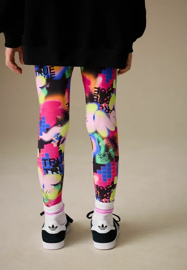 Комплект из свитшота и брюк, хлопок, Set, Next Graffiti Heart, черный — фото 4
