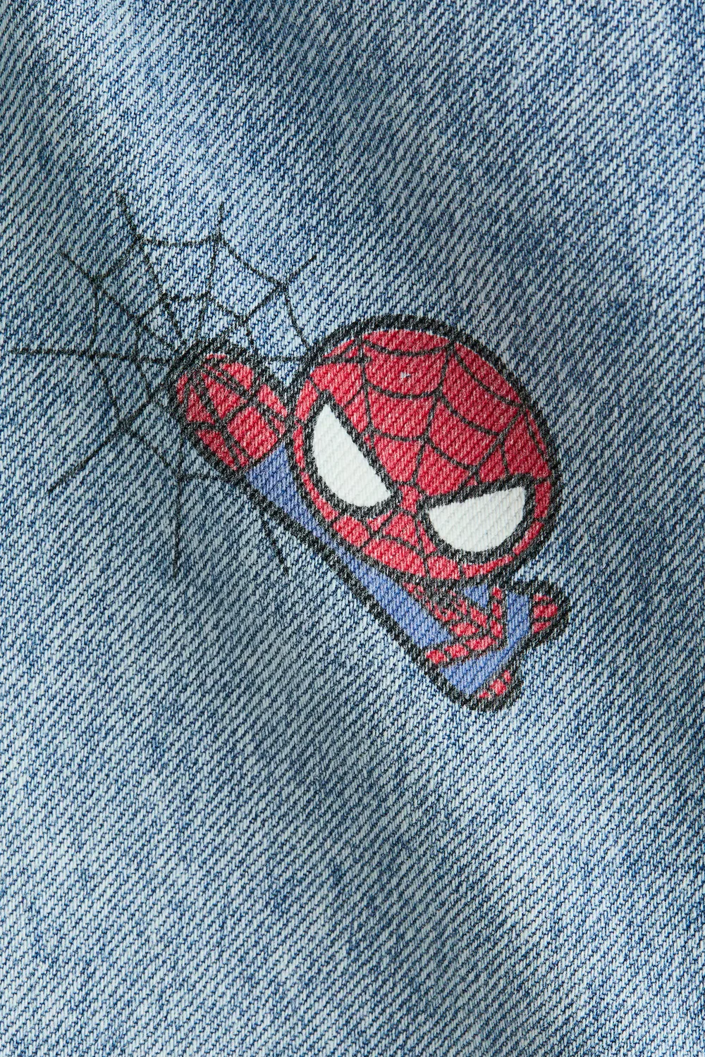 Джинсы с принтом, стандартного кроя H&M, Helles Denimblau/Marvel Comics — фото 2