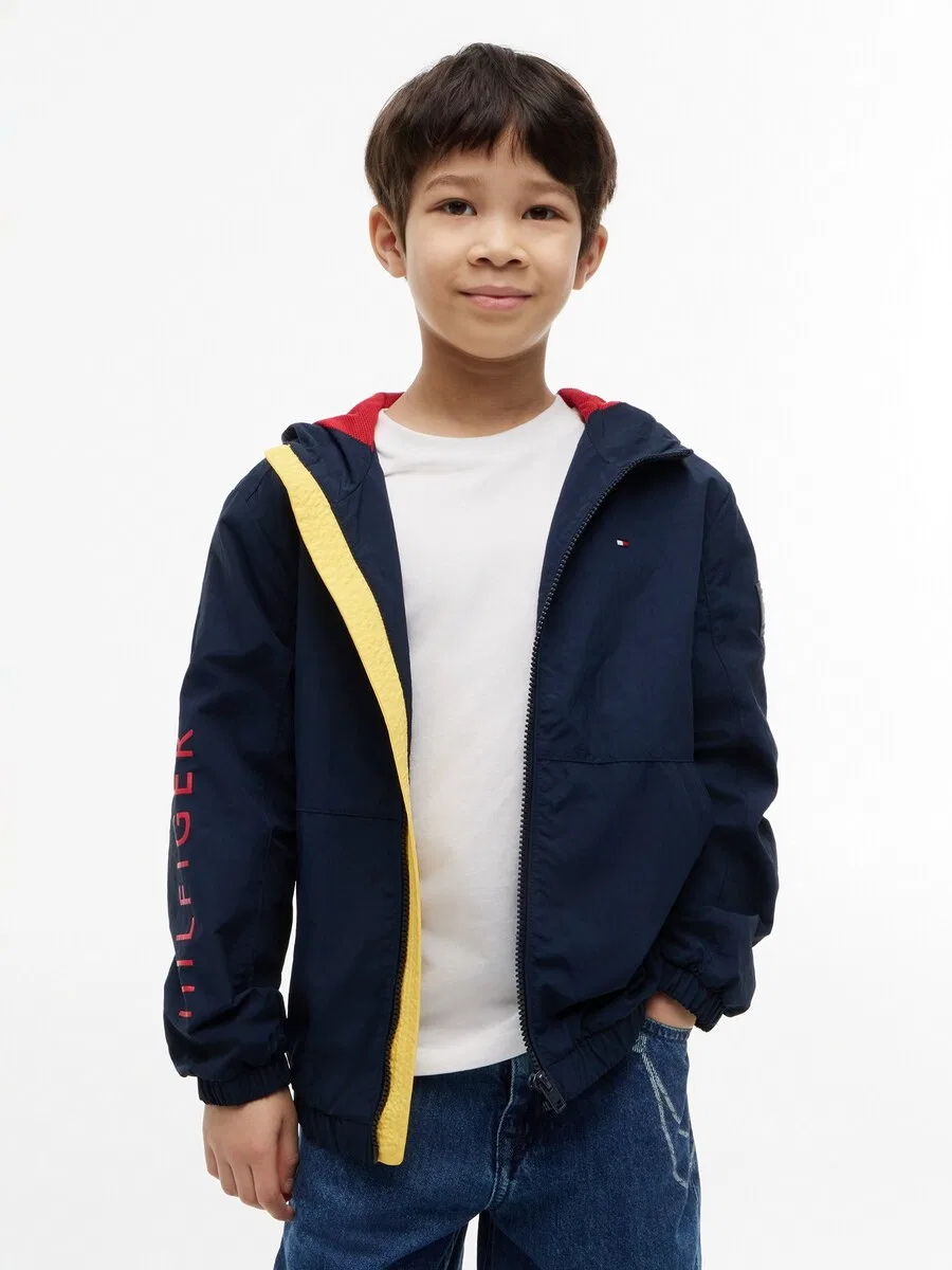 Куртка TOMMY HILFIGER Between-Season 'Logo Graphic Relaxed' в темно-синем цвете — фото 2