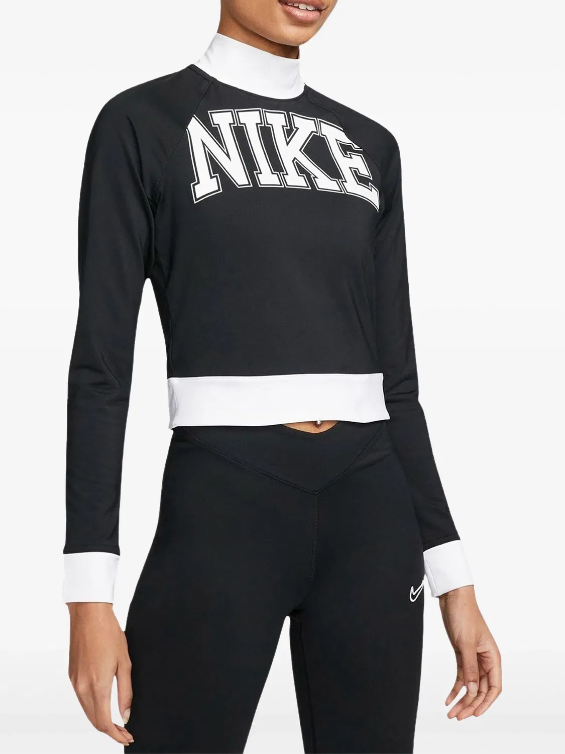 Nike Футболка Team "Black/White"