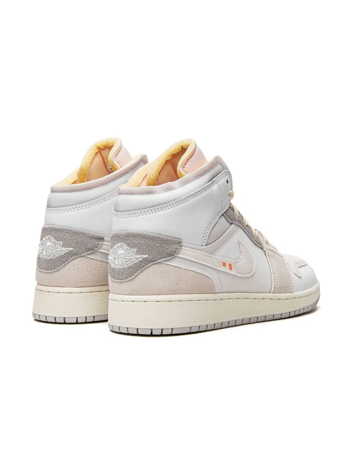 Кроссовки Jordan 1 Mid SE Craft, бежевый/белый/светло-серый — фото 3