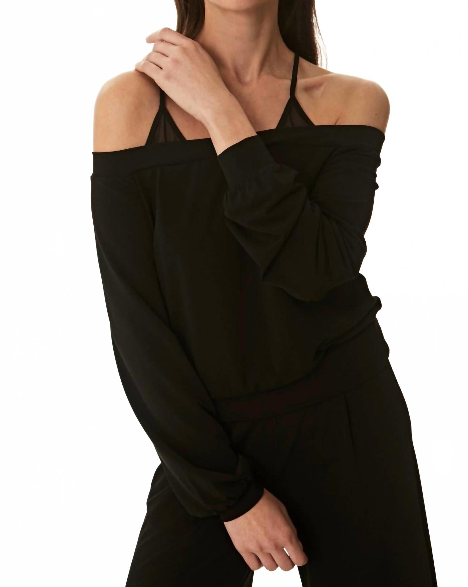 

Черный топ с открытыми плечами Lanston