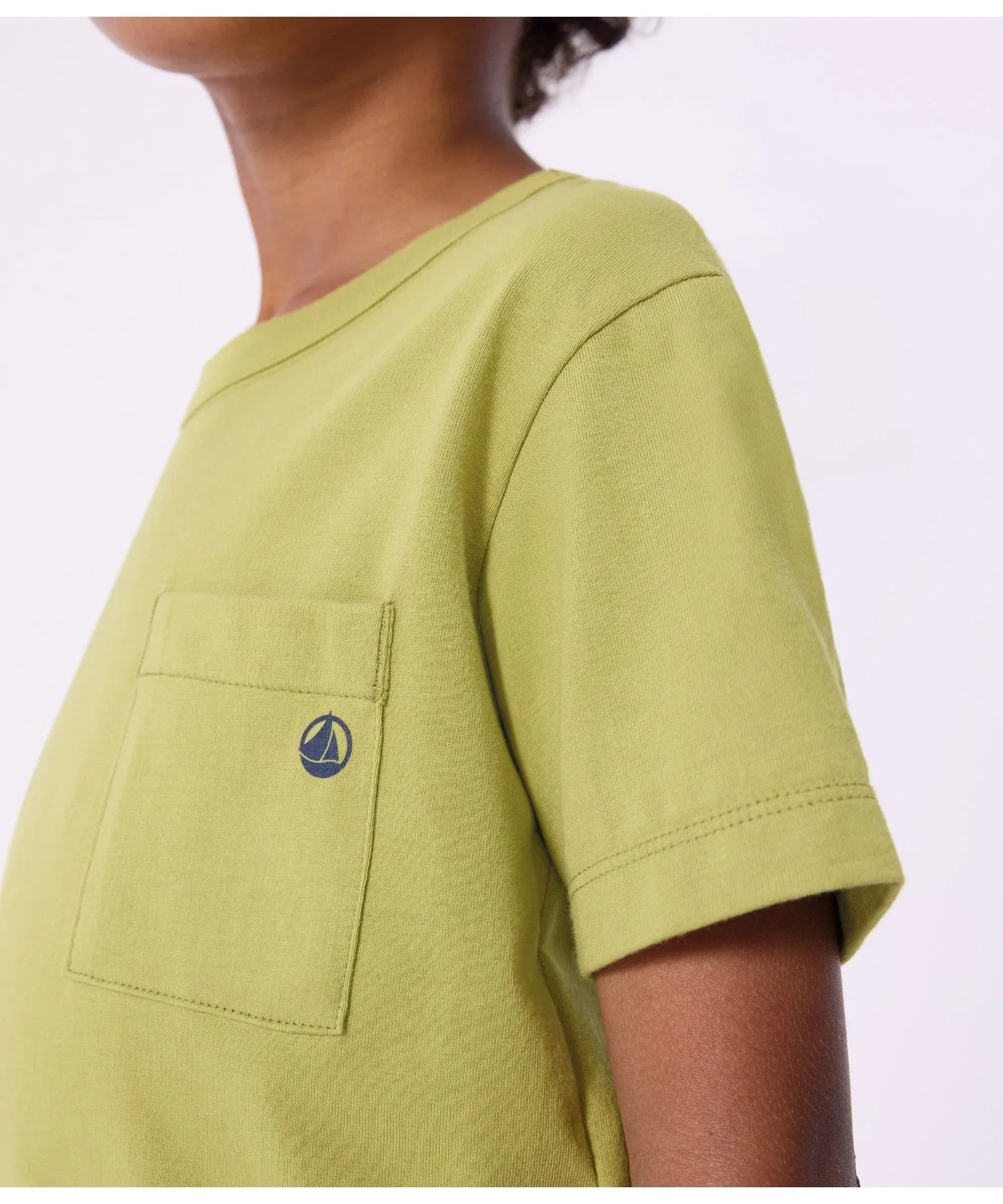 Детская футболка PETIT BATEAU с коротким рукавом и карманом — фото 2