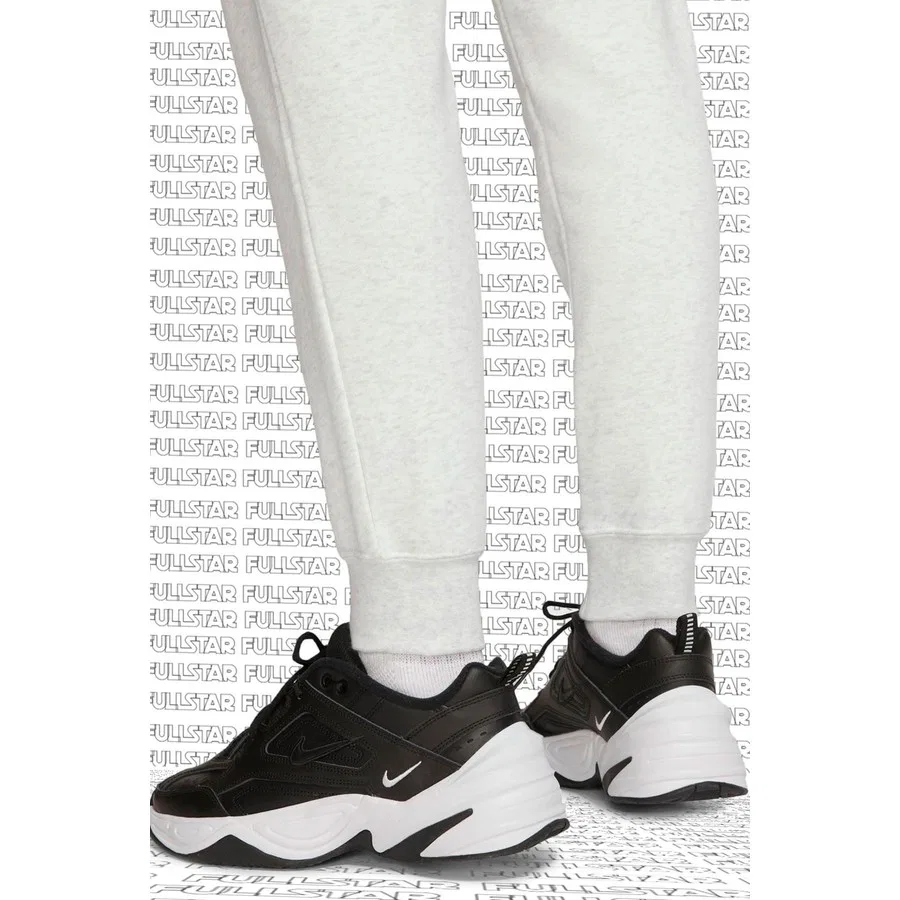 Женские спортивные штаны из футера с вышивкой Nike Sportswear Essential, Кремовый — фото 4