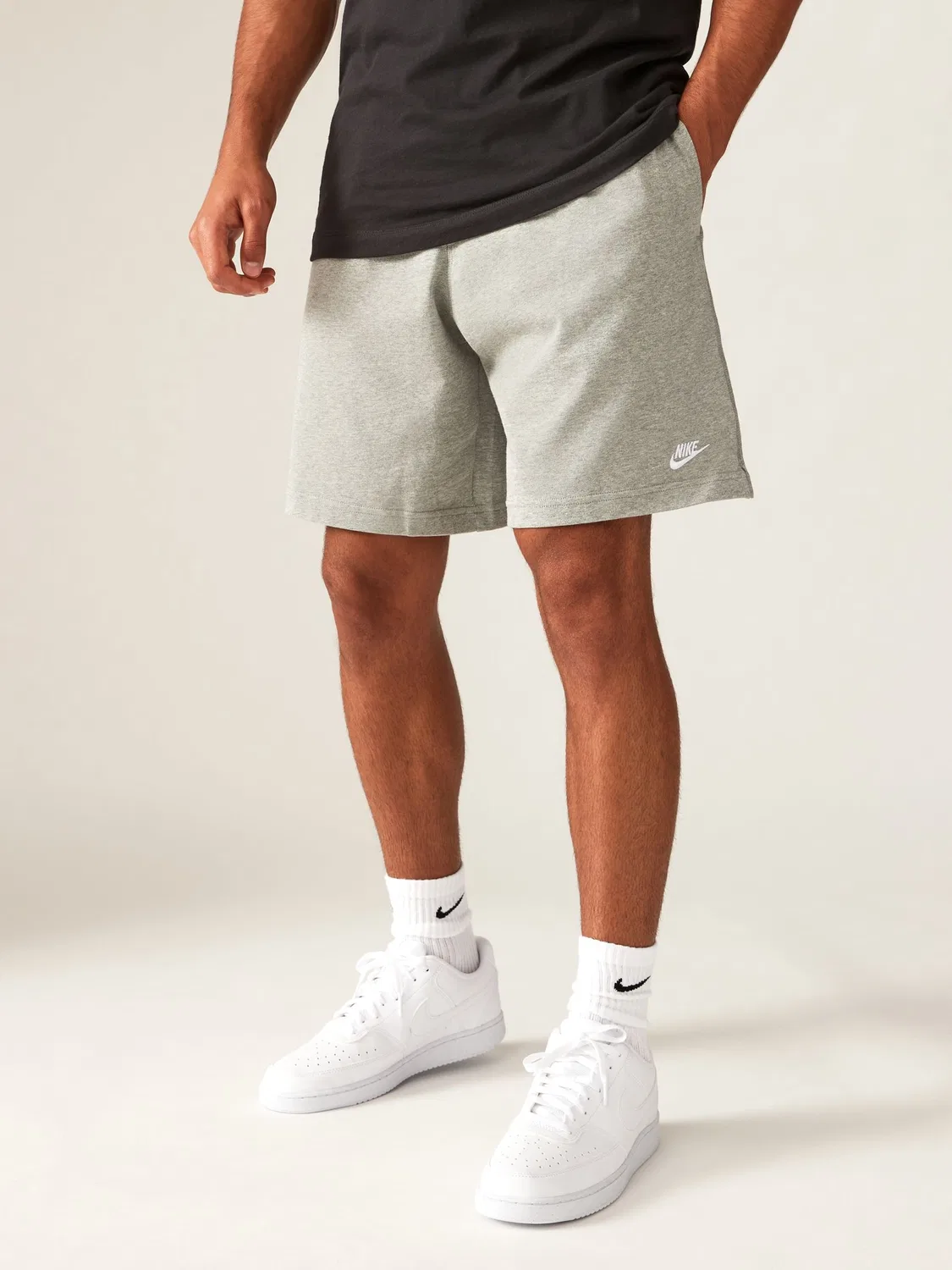 Шорты Nike Club из трикотажа, темно-серые