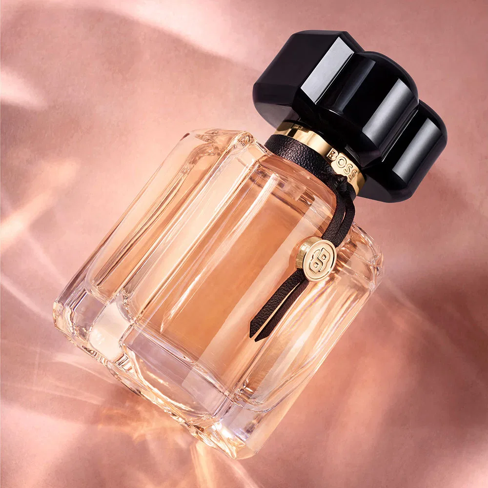 Парфюмированная вода 30 мл с ароматом пиона и клена BOSS Bottled Beyond For Her Hugo Boss — фото 4