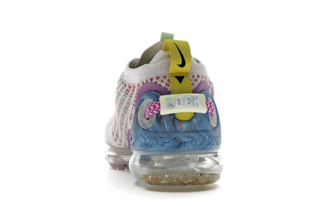 Детские кроссовки с дышащим верхом Nike Air VaporMax 2020 Flyknit, Pure Platinum/Multi-Color-Black — фото 4