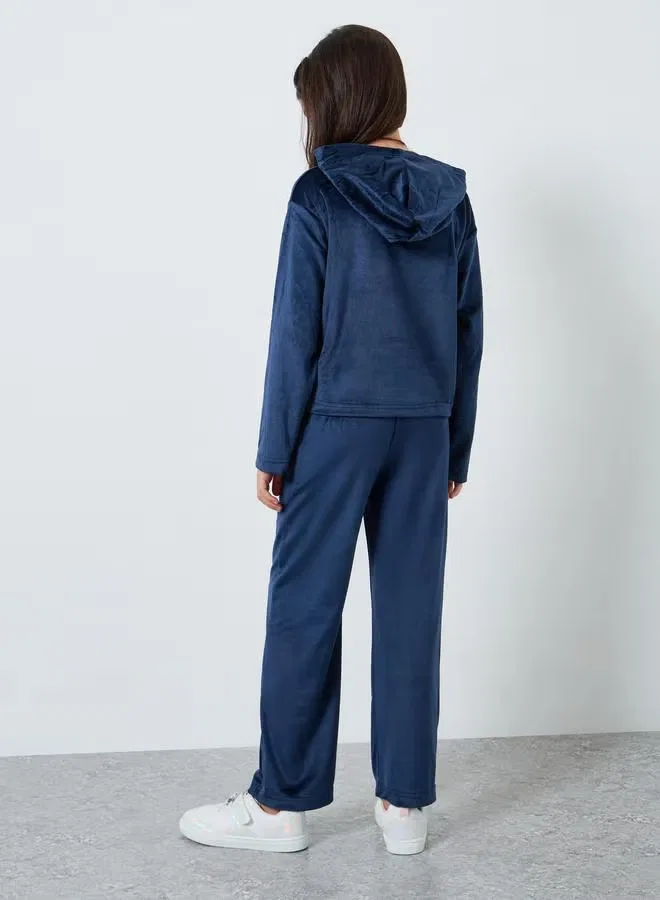 Комплект из футера с вышивкой Teens velour embroidered hoodie and joggers set Styli, темно-синий — фото 4