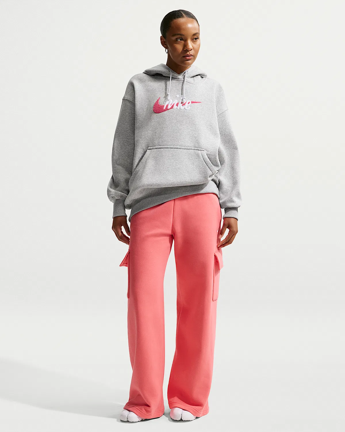 Женская оверсайз худи с логотипом Nike Sportswear Phoenix Fleece, Pure Platinum/Heather/Sea Coral — фото 4