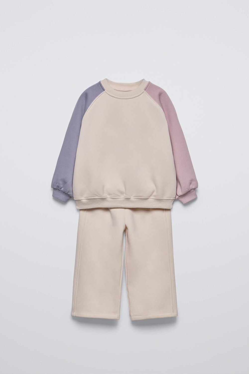 

Комплект из брюк и свитшота с контрастными рукавами ZARA, цвет mink