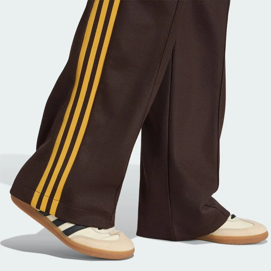 Брюки ADIDAS ORIGINALS свободного кроя 'Classic' коричневого цвета — фото 4