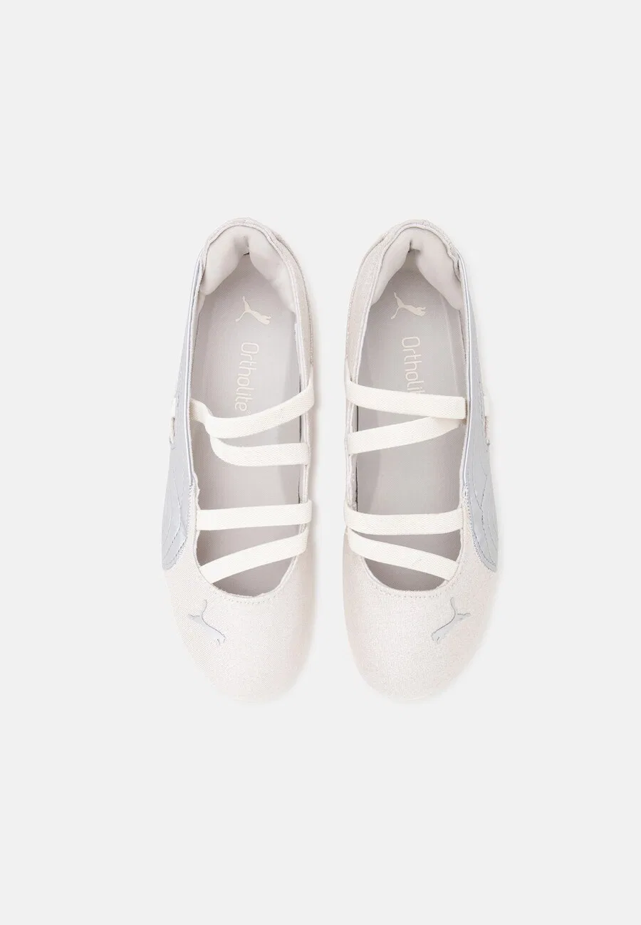 Кроссовки PUMA 'Speedcat Let it Shine' серебристого цвета — фото 3