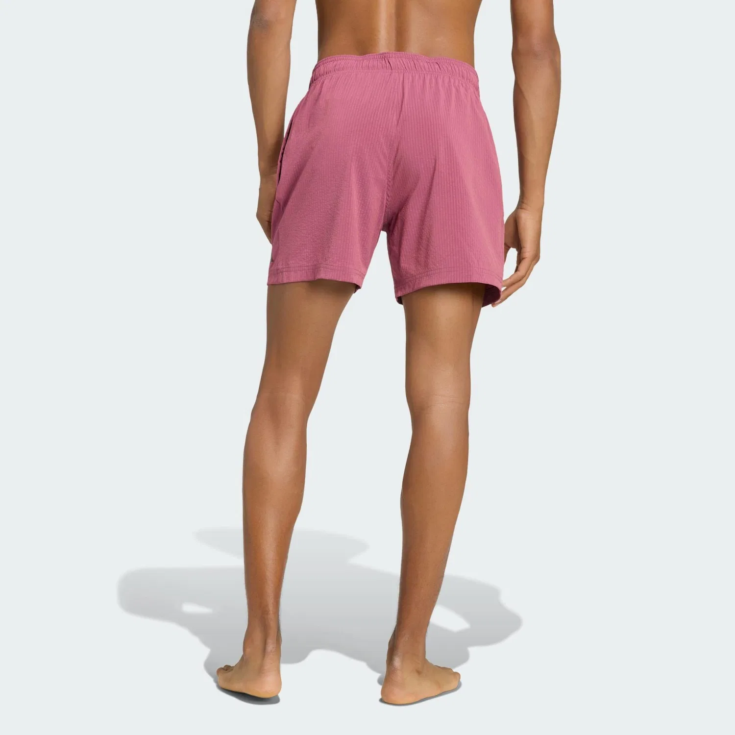 Мужские плавательные шорты с иризирующим эффектом IRISIERENDE SEERSUCKER BADESHORTS, 13 CM Adidas, Karminrot — фото 3