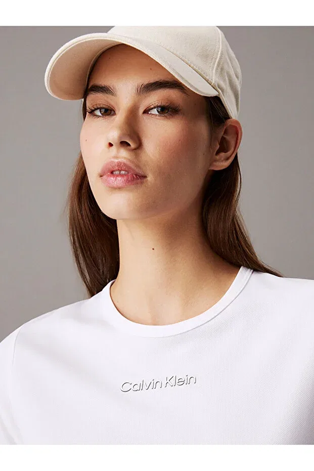 Женская футболка с коротким рукавом Calvin Klein, Brilliant White — фото 3