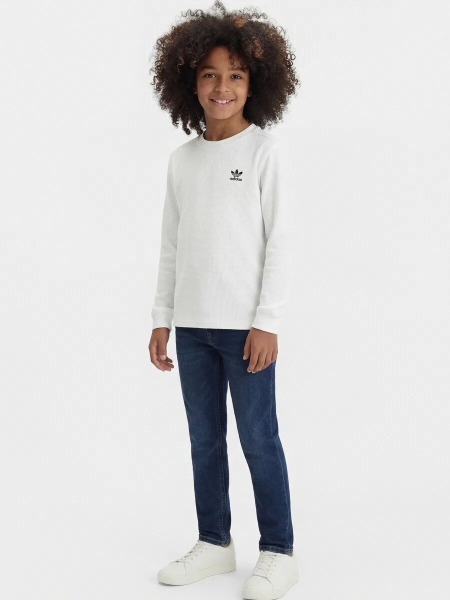 Футболка ADIDAS ORIGINALS белого цвета — фото 4