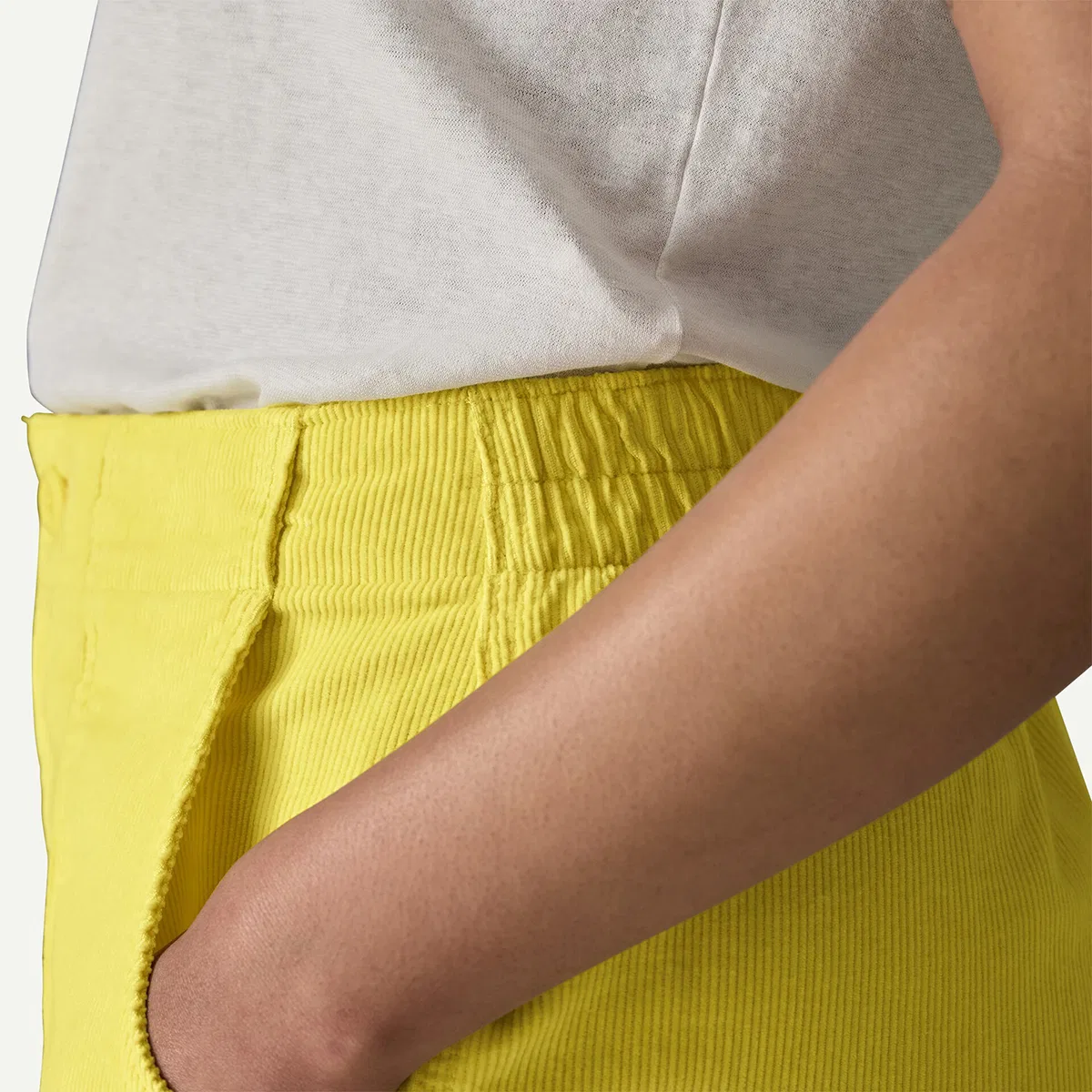 Женские шорты из кордуроя Retro Cord Patagonia, Lemon Zest — фото 4