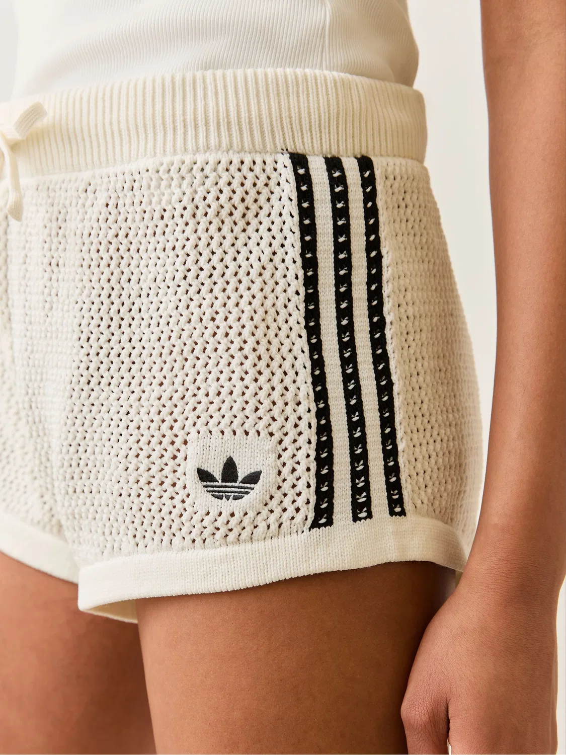 Шорты вязаные крючком, adidas Originals, Белый — фото 4