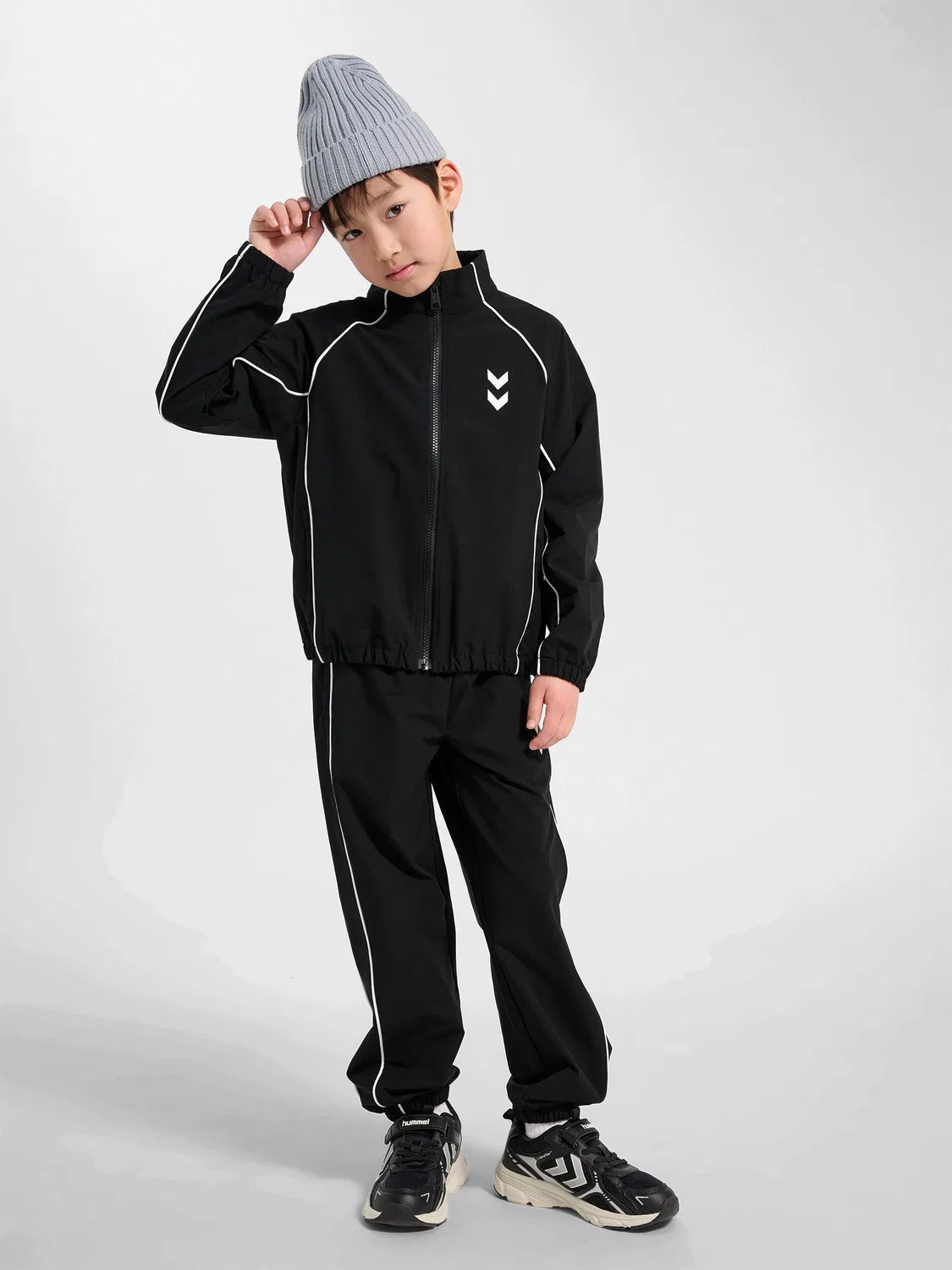 Детская куртка с молнией Hmljr Street Hummel, Schwarz — фото 3