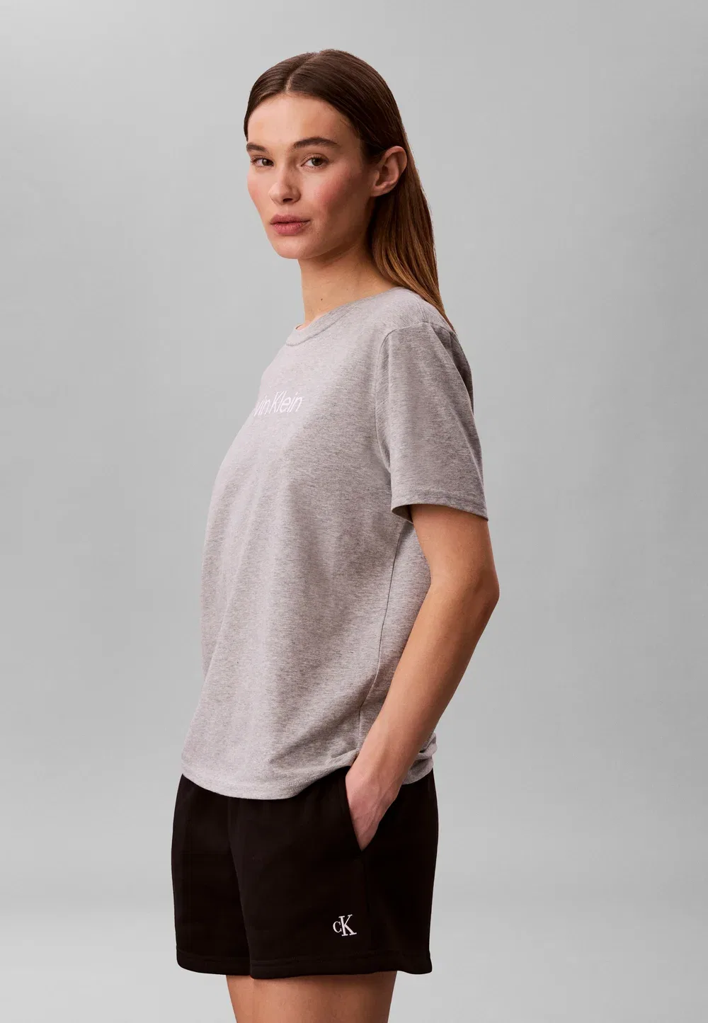 Обычная футболка для поездок на работу - футболка с принтом Calvin Klein, Grey Heather — фото 4