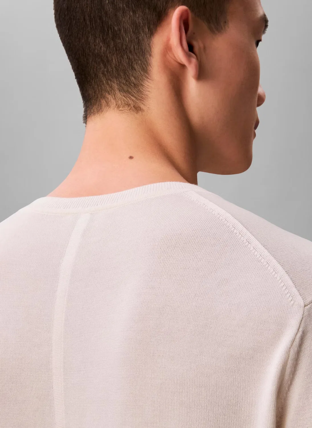 Пуловер хлопковый классический Casual pullover sweater Calvin Klein, тофу — фото 4