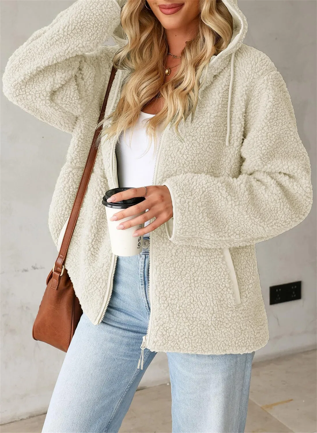 Женская куртка с капюшоном и длинным рукавом Fuzzy, Beige — фото 4