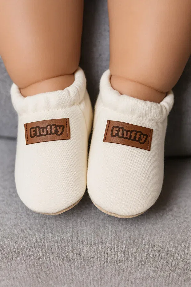 Детские домашние тапочки с коротким каблуком Fluffy, White