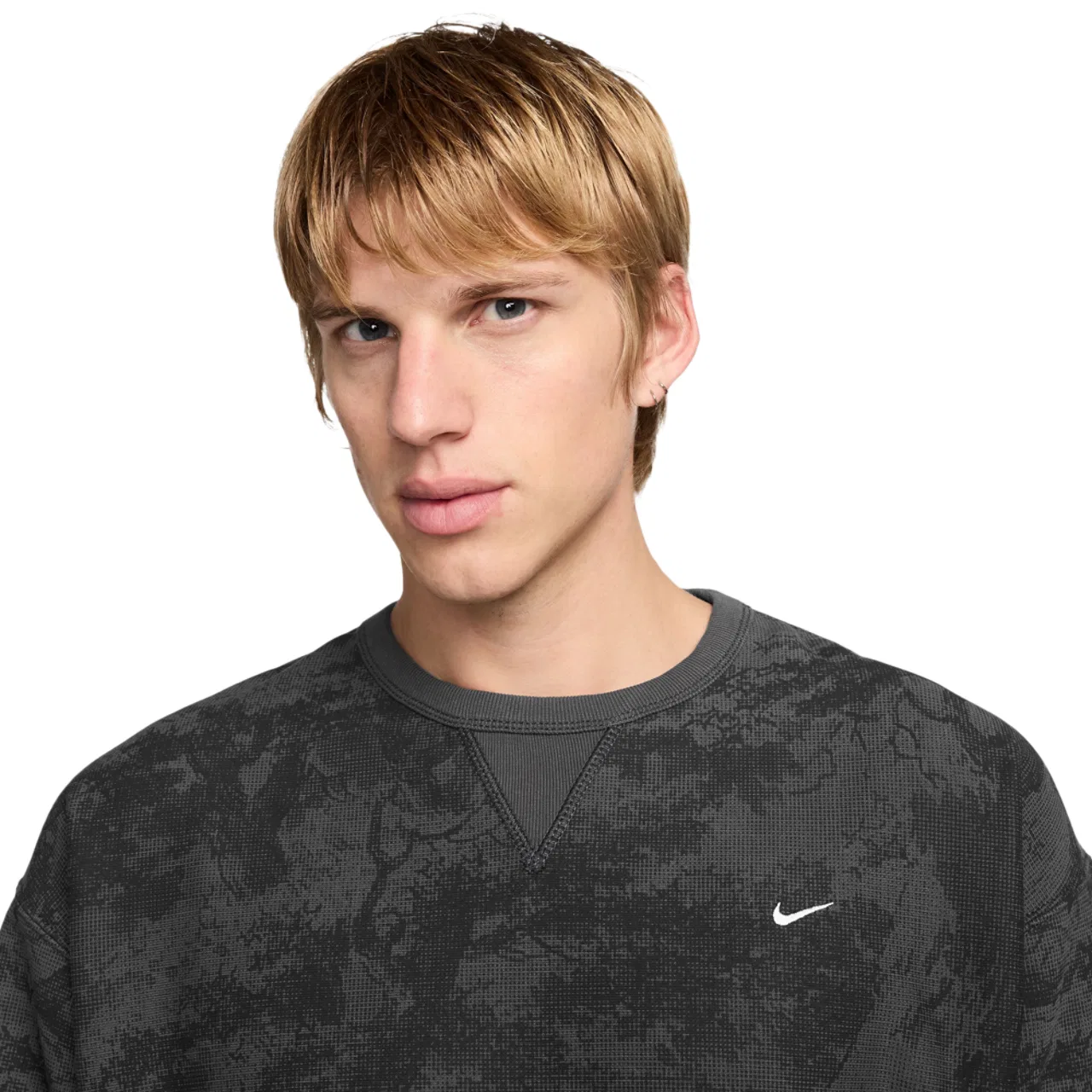 Толстовка мужская NL Solo Swoosh Crew Gfx Nike, цвет Olive/Black — фото 3