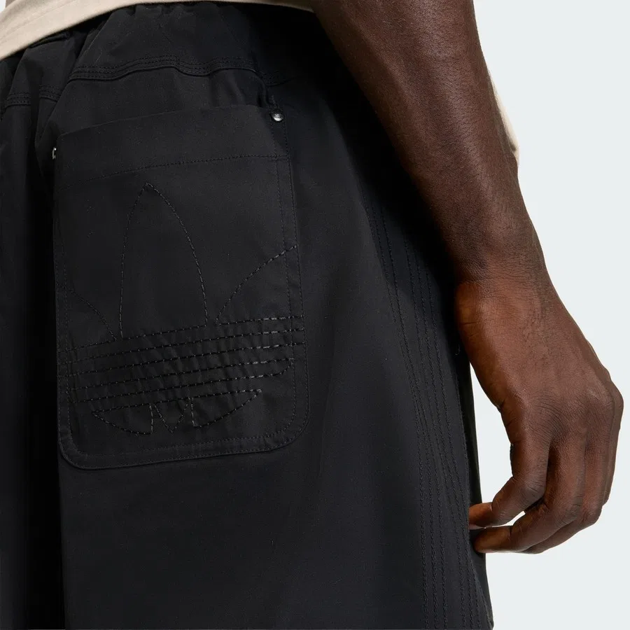 Широкие спортивные брюки Premium Essentials Wide Pants adidas, Черный — фото 3