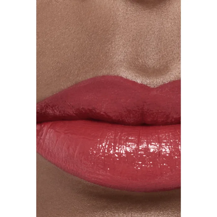 Жидкая губная помада Rouge allure laque 65 imperturbable Chanel — фото 4