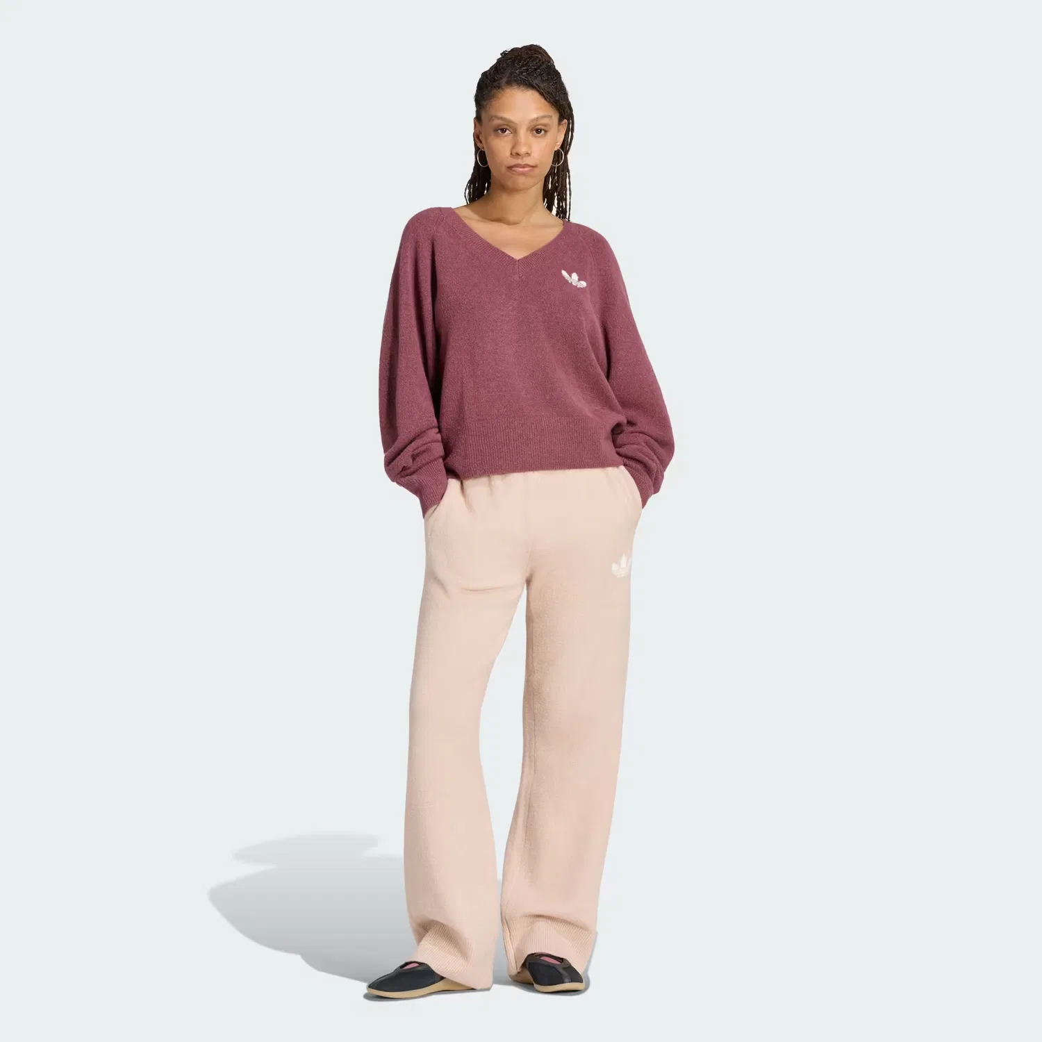 Женский свитшот свободного кроя Essentials Knit V-Neck Sweatshirt Adidas Originals, бордовый — фото 3