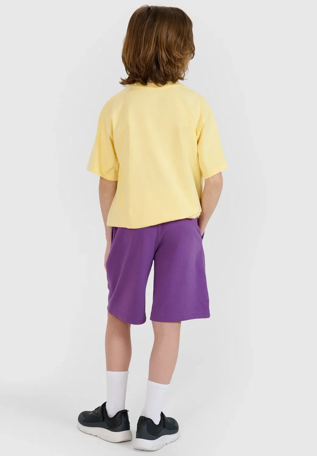 Spodenki dresowe chłopięce - czarne 122 (6-7 лат) - спортивные шорты 4F, Violet — фото 3