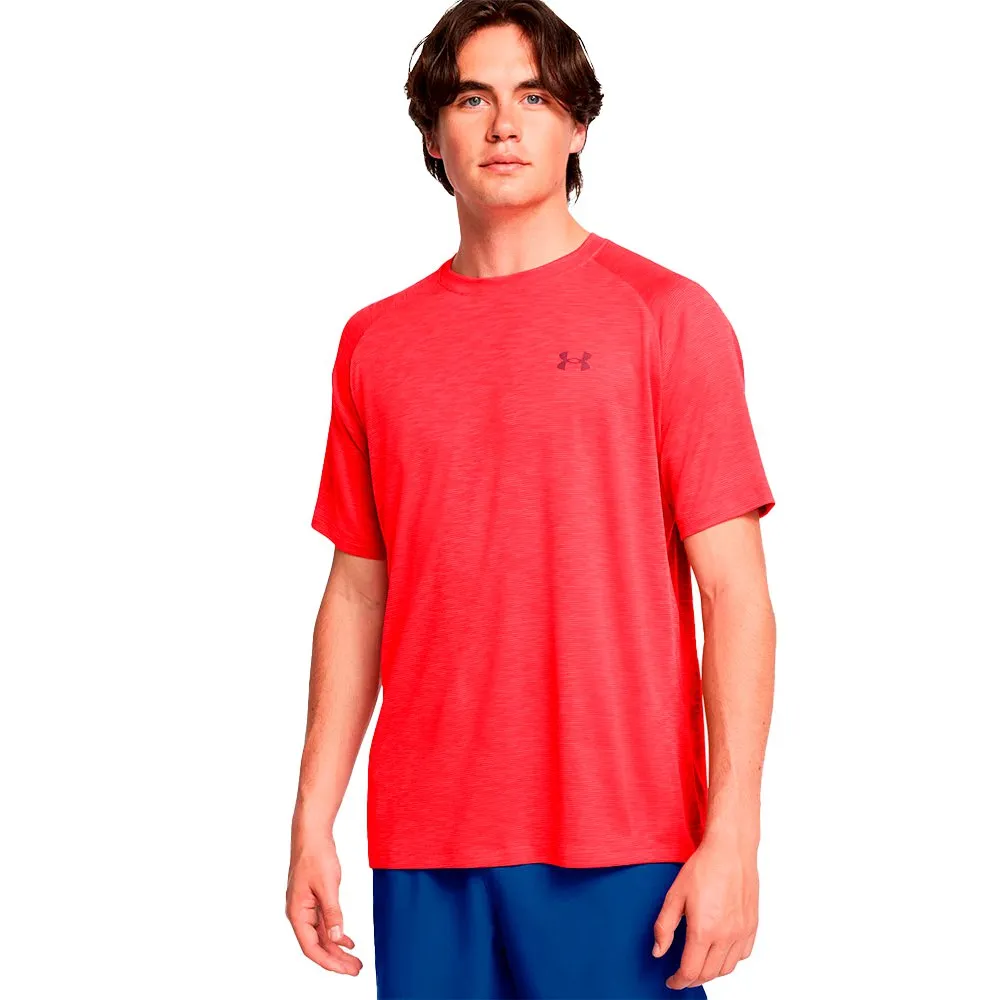

Футболка Under Armour Tech Textured, красный