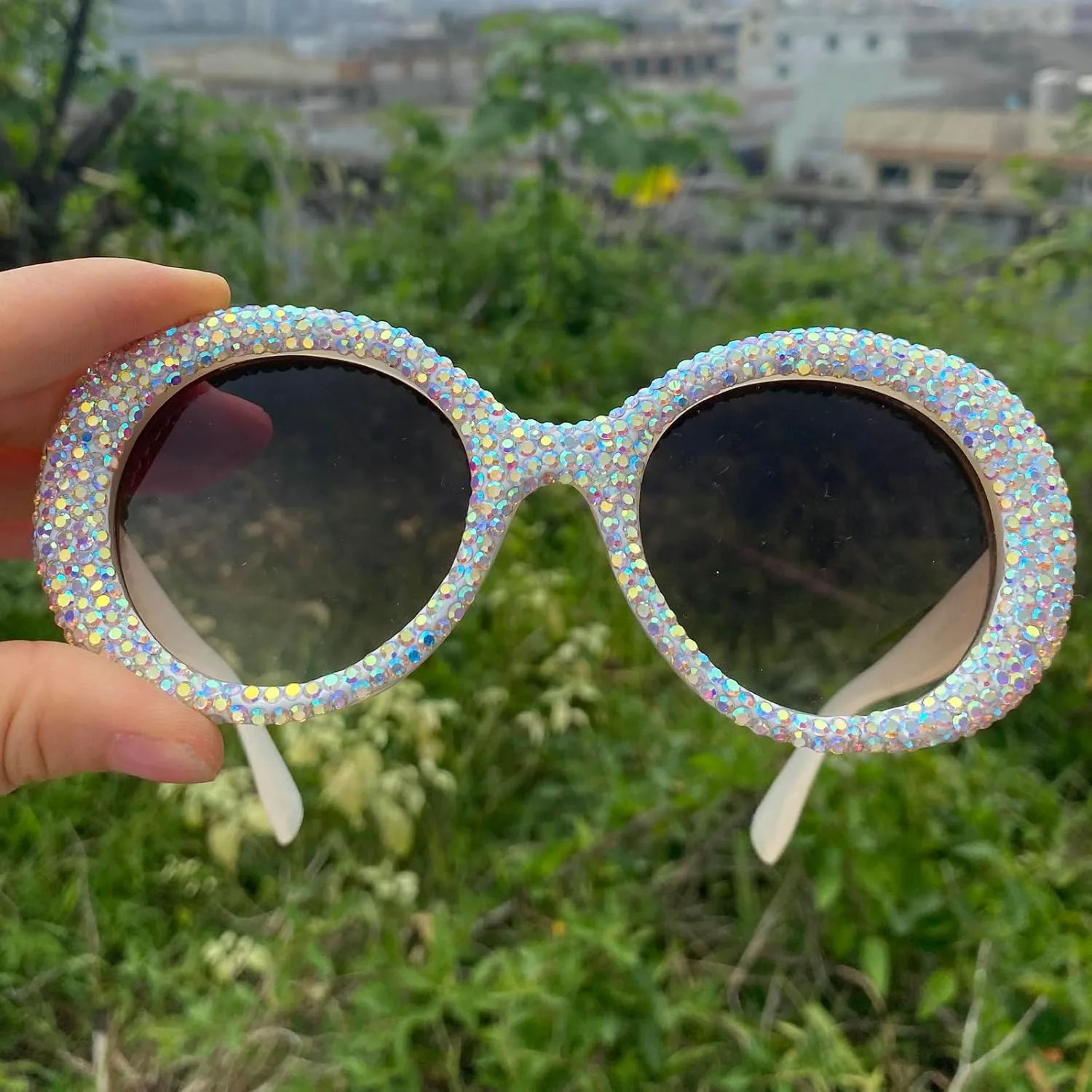 

Круглые солнцезащитные очки со стразами для женщин и девушек, блестящие, бриллиантовые, для вечеринок, большие, модные, сверкающие, в стиле панк mincl, Champagne