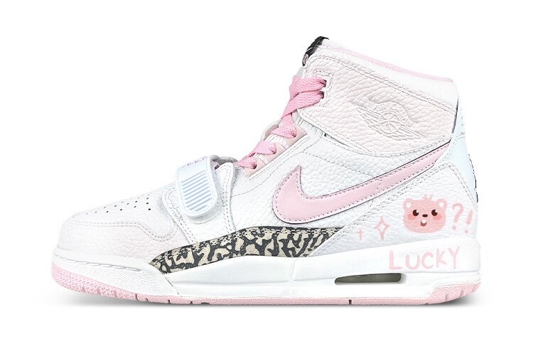 

Женские баскетбольные кроссовки Jordan Legacy 312 Vintage, White