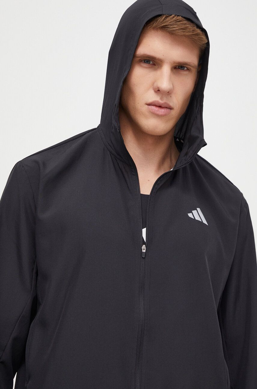 

Беговая куртка Run It adidas Performance, черный