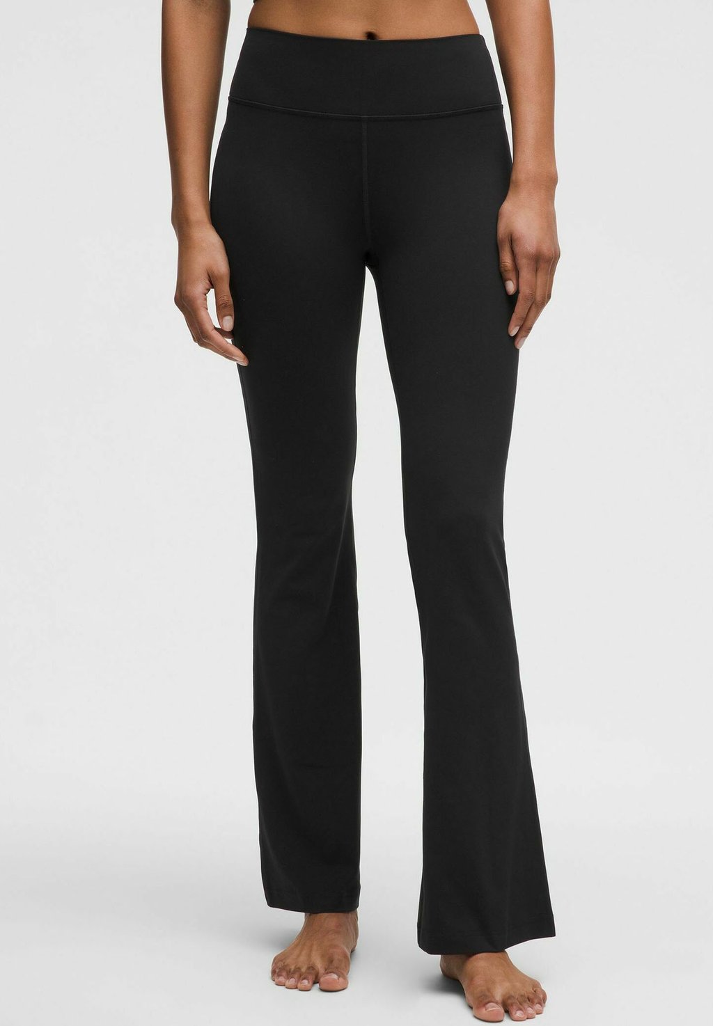

Брюки GROOVE HIGH-RISE NULU FLARED SHORT LEG lululemon, черный