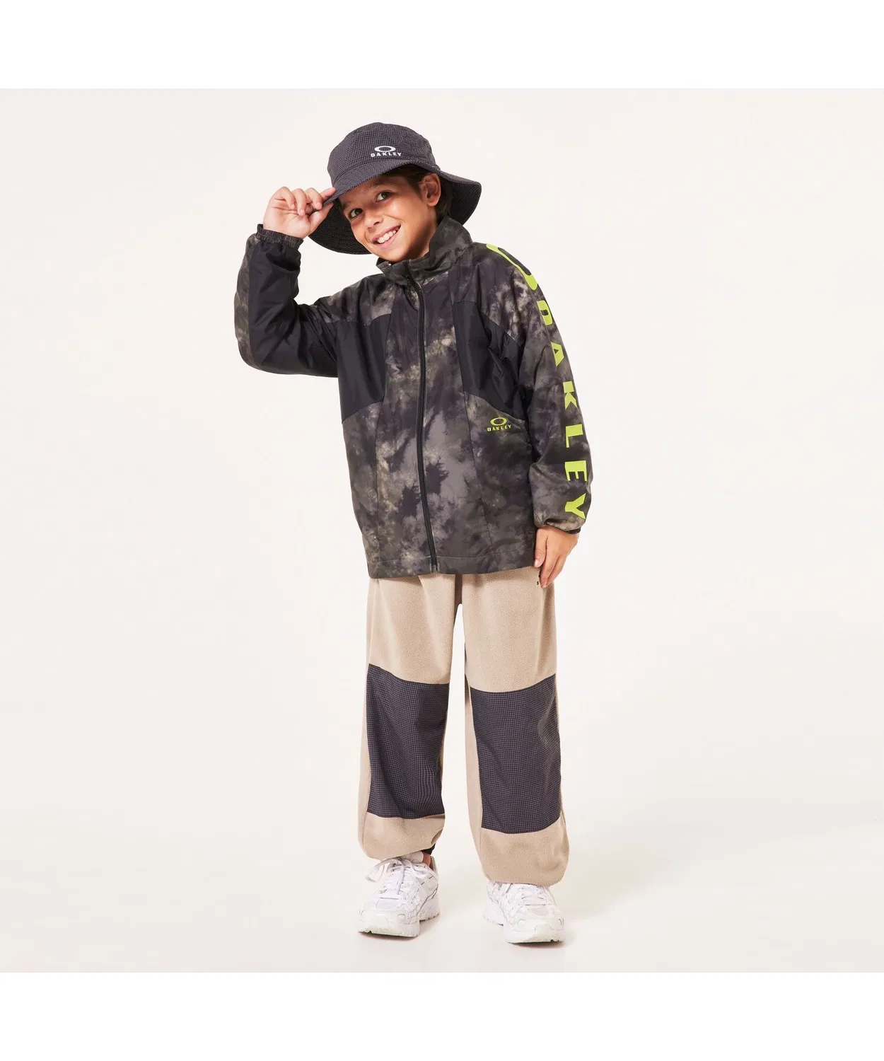 Детская куртка-ветровка с принтом Ytr Wind Warm Jacket 8.0 OAKLEY, Black Mix — фото 2