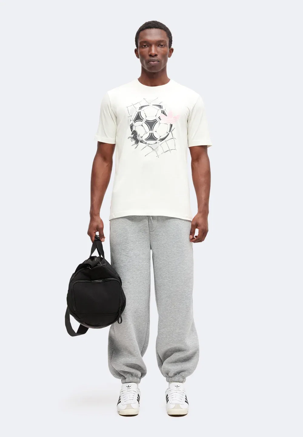 Сезонная графика туринского «Ювентуса» - клубная форма Adidas Originals, Core White — фото 2