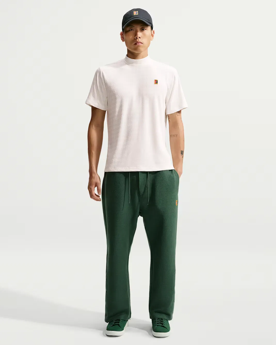 Мужские брюки из французской махровой ткани с открытым низом Nike Club Rules, Fir/Volt/Black/Fir