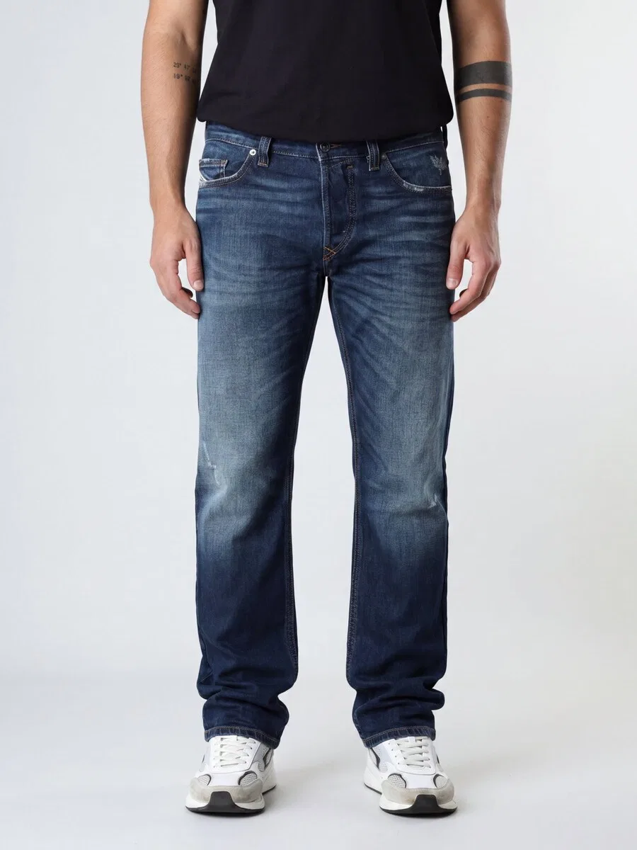 Джинсы DIESEL Regular Jeans 'Light & Supersoft SAFADO-X' темно-синего цвета — фото 2