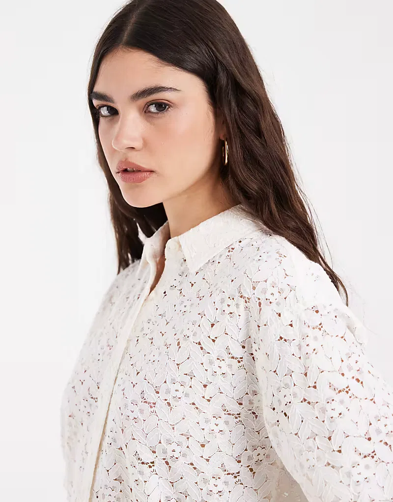 Рубашка Levi's Harlie с коротким рукавом и кружевом, белая — фото 3