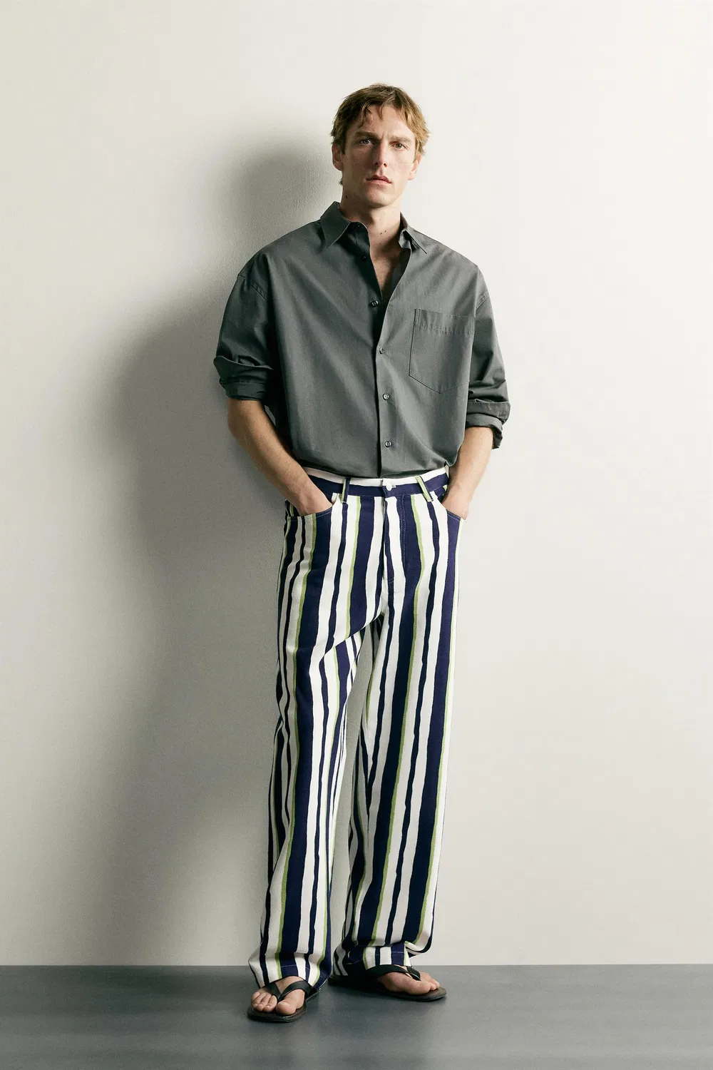 Полосатые прямые брюки ZARA, Navy blue
